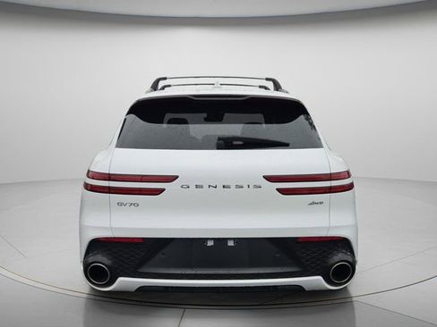 Used 2023 Genesis GV70 2.5T w/ Sport Prestige Package AWD/4WD image 5