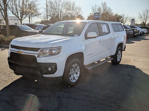 Used 2021 Chevrolet Colorado LT w/ LT Convenience Package image 5