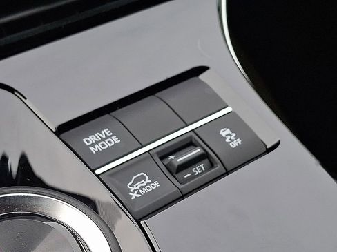 Certified 2024 Subaru Solterra Premium image 22