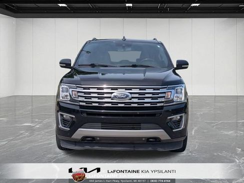 Used 2018 Ford Expedition Limited w/ Equipment Group 301A AWD/4WD image 8