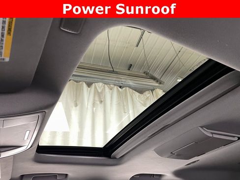 Used 2017 GMC Yukon Denali w/ Open Road Package image 5