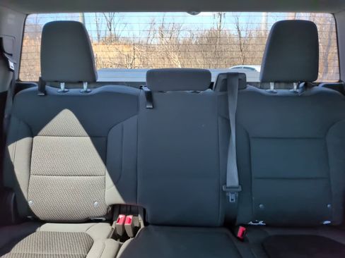 Used 2020 Chevrolet Silverado 1500 Custom w/ Custom Value Package image 23