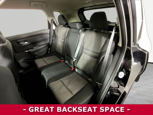 Certified 2025 Nissan Rogue SV FWD image 22