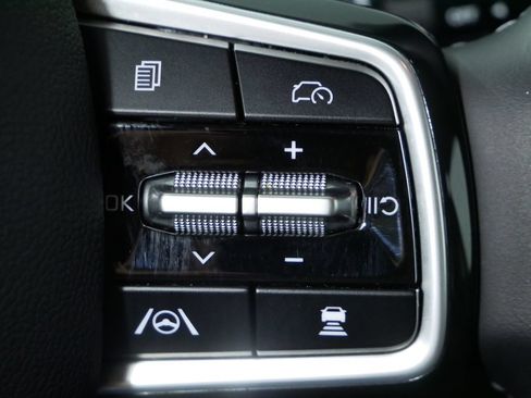 Used 2026 Kia Carnival FWD image 29