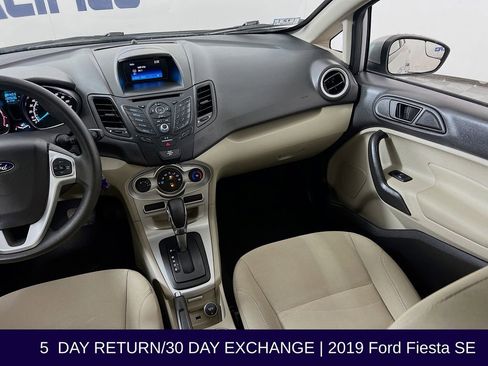Used 2019 Ford Fiesta SE image 27