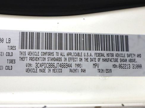 Used 2018 Dodge Journey SXT FWD image 40