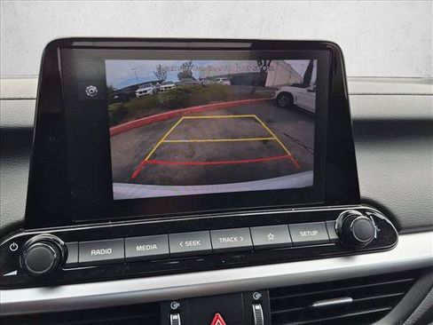 Used 2023 Kia Forte LXS w/ LXS Technology Package FWD image 11