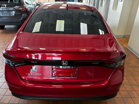 Used 2024 Honda Accord EX image 10