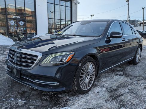 Used 2018 Mercedes-Benz S 560 S 560 4MATIC Sedan image 2