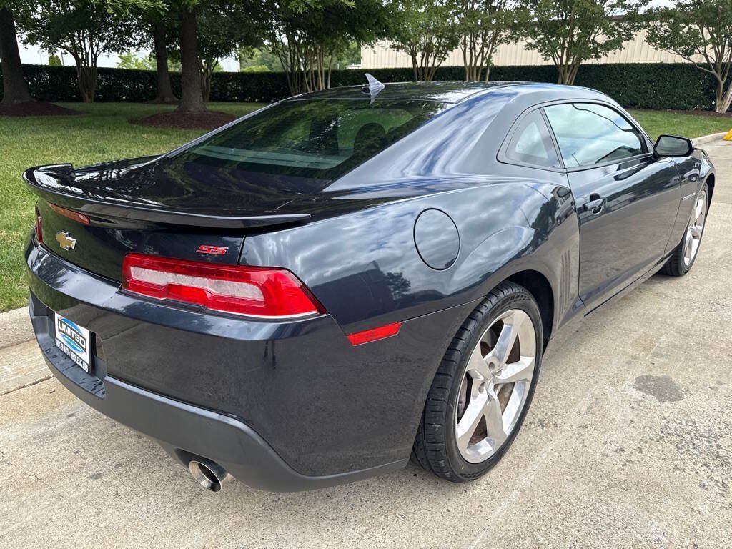 Used 2014 Chevrolet Camaro SS w/ RS Package RWD image 3