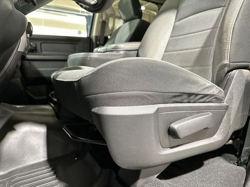 Used 2021 RAM 1500 Tradesman w/ Tradesman SXT Package image 13