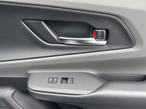 New 2026 Toyota Prius XLE image 18