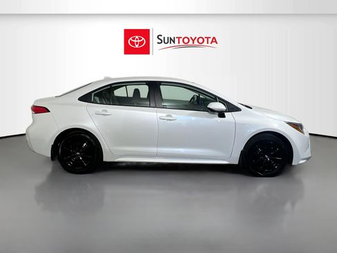 Used 2026 Toyota Corolla LE FWD image 2