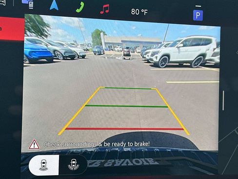 Used 2025 Volkswagen Tiguan SE w/ Panoramic Sunroof Package AWD/4WD image 27