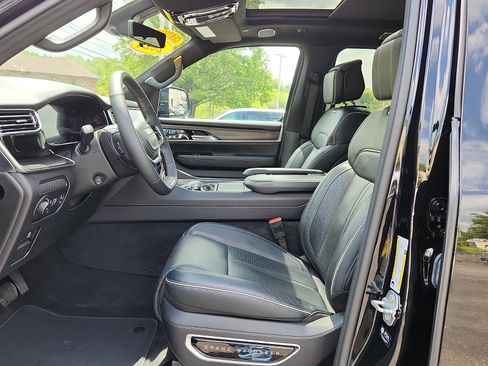 Certified 2024 Jeep Grand Wagoneer Series II Obsidian w/ Quick Order Packagew 28T AWD/4WD image 14