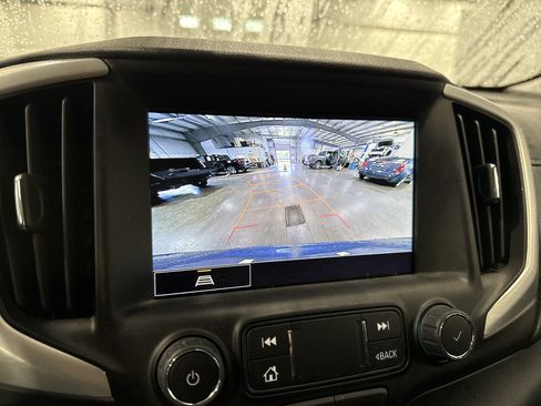 Used 2024 GMC Terrain SLE w/ Driver Convenience Package AWD/4WD image 13