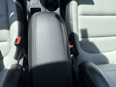 Certified 2023 Ford Escape Platinum image 35