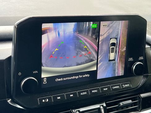 Certified 2024 Nissan Pathfinder Platinum w/ Cargo Package image 25