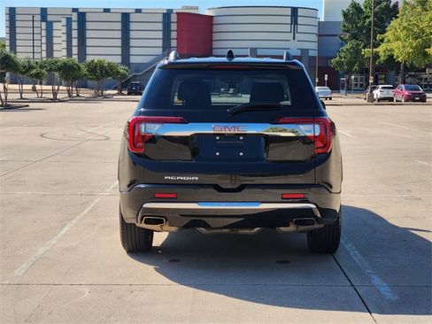 Used 2023 GMC Acadia Denali w/ Black Diamond Edition image 6