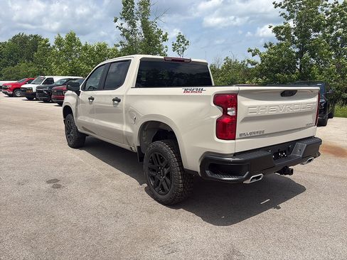 New 2026 Chevrolet Silverado 1500 Custom Trail Boss AWD/4WD image 3