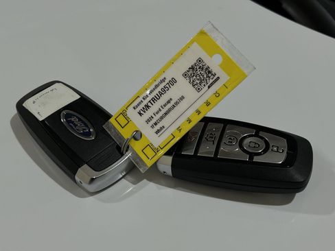 Used 2024 Ford Escape Active w/ Cold Weather Package FWD image 41