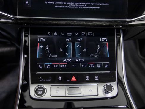 Used 2023 Audi Q8 Prestige image 28