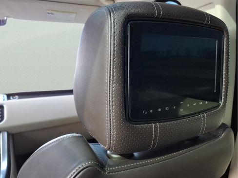 Used 2016 Land Rover Range Rover Sport HSE image 15