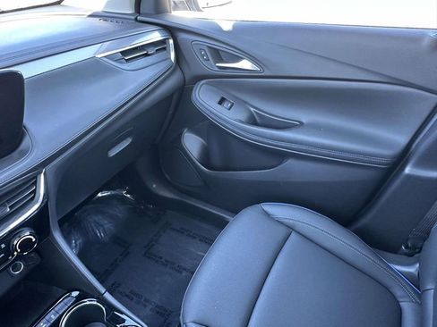 Used 2025 Buick Encore GX Sport Touring w/ Comfort Package image 30