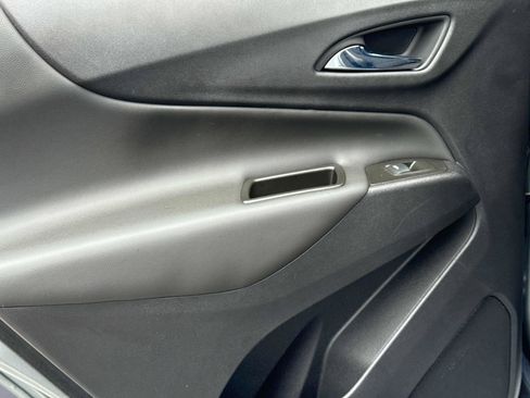 Used 2024 Chevrolet Equinox LT image 14