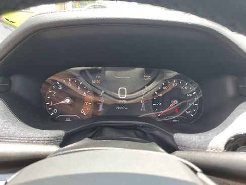 Used 2024 Jeep Compass Latitude w/ Sun and Sound Group AWD/4WD image 24