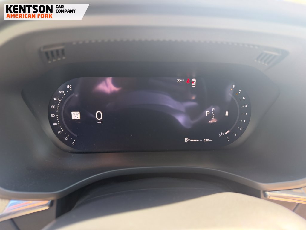 Used 2026 Volvo XC60 B5 Plus AWD/4WD image 13