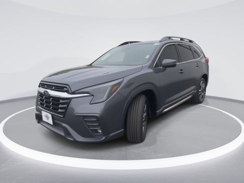 Used 2023 Subaru Ascent Limited AWD/4WD image 3