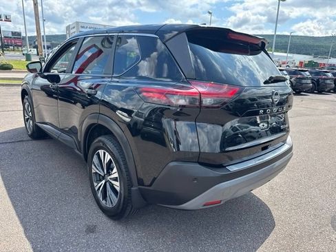Certified 2023 Nissan Rogue SV AWD/4WD image 7