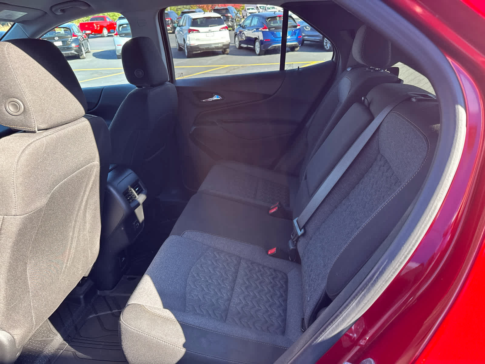 Used 2024 Chevrolet Equinox LT AWD/4WD image 16