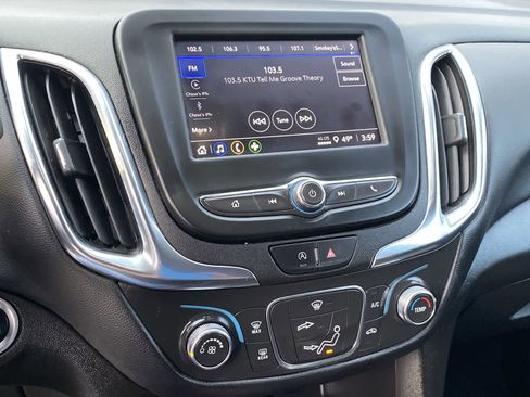 Used 2022 Chevrolet Equinox LT image 26