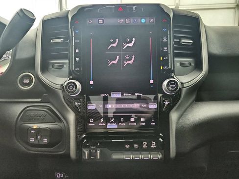 New 2026 RAM 2500 Tradesman AWD/4WD image 28