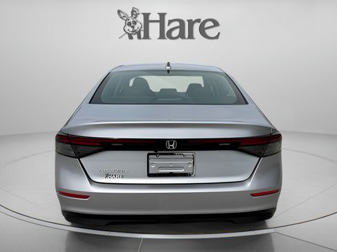 Used 2024 Honda Accord EX image 4