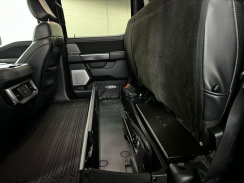 Used 2024 Ford F350 Platinum image 28