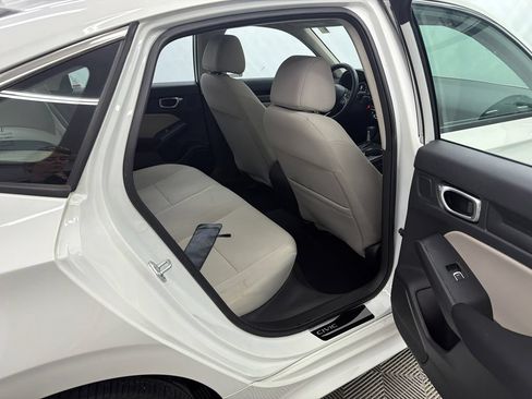 Used 2023 Honda Civic EX image 15