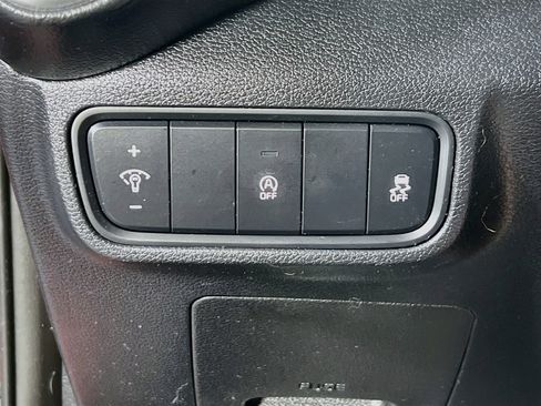 Used 2020 Kia Soul LX FWD image 10
