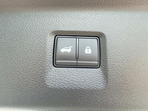 Used 2026 INFINITI QX60 Luxe w/ Cargo Package FWD image 9