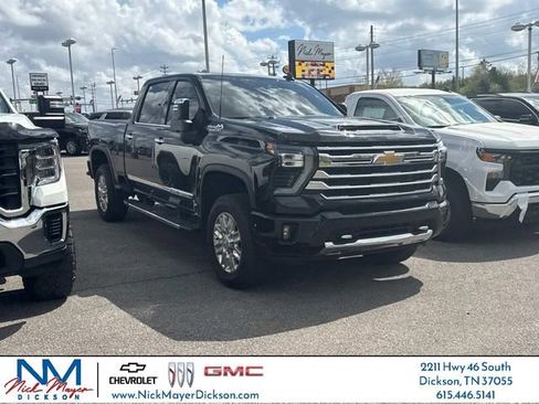 Used 2024 Chevrolet Silverado 2500 High Country w/ Technology Package image 1