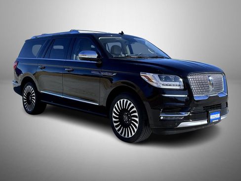 Certified 2021 Lincoln Navigator L Black Label w/ Cargo Convenience Package image 3