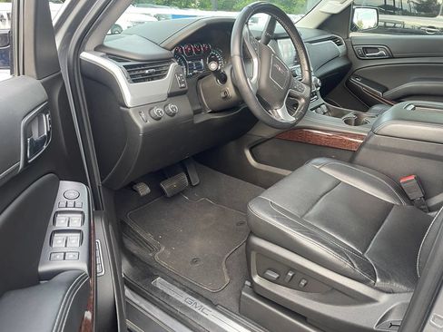 Used 2019 GMC Yukon SLT w/ Premium Edition AWD/4WD image 5