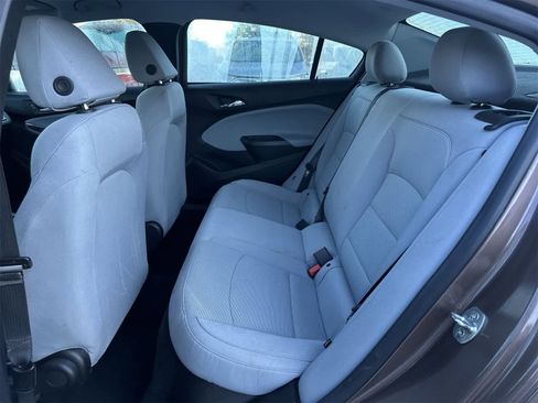 Used 2019 Chevrolet Cruze LS image 15