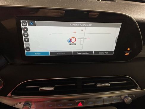 Used 2022 Hyundai Palisade Calligraphy image 3