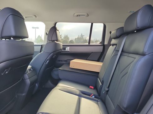 New 2026 Hyundai Santa Fe SEL image 11