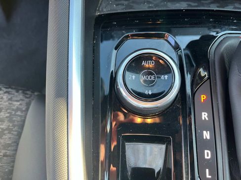 Certified 2024 Chevrolet Colorado Z71 w/ Advanced Trailering Package image 23