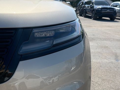 New 2026 Land Rover Range Rover Velar Belgravia AWD/4WD image 9