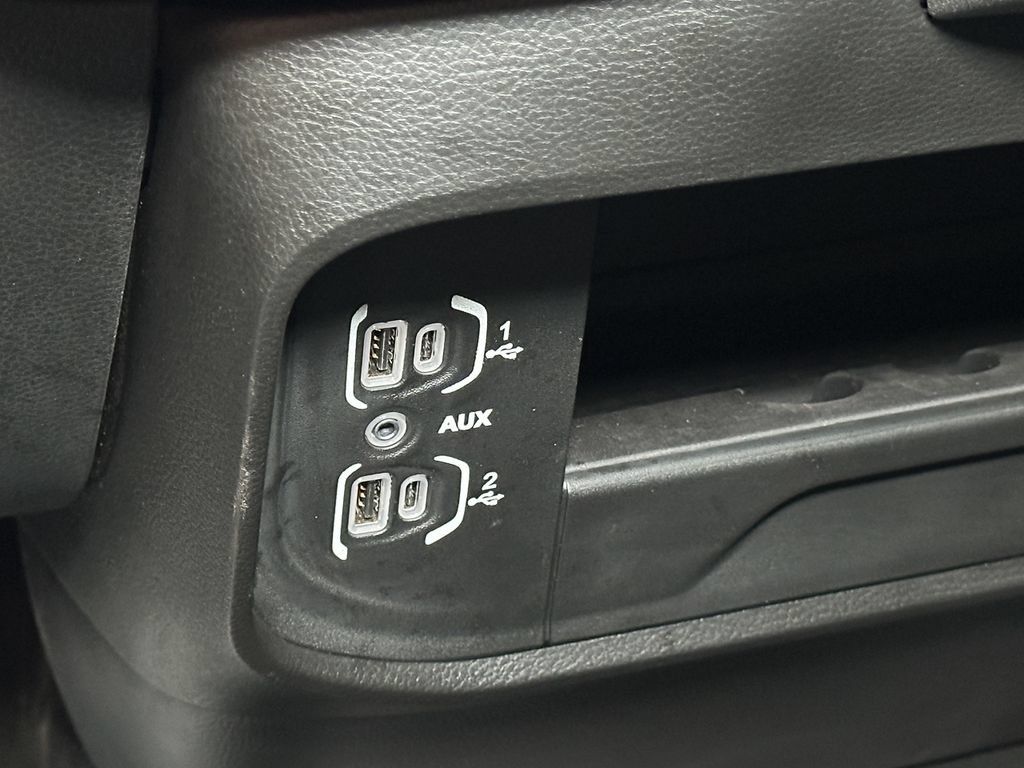 Used 2024 RAM 3500 Tradesman AWD/4WD image 27